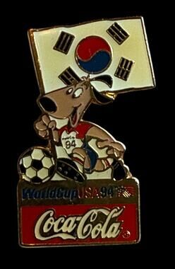 1994 Coca-Cola World Cup USA Pin Korea Flag Soccer Coke Collectible Enamel Pin